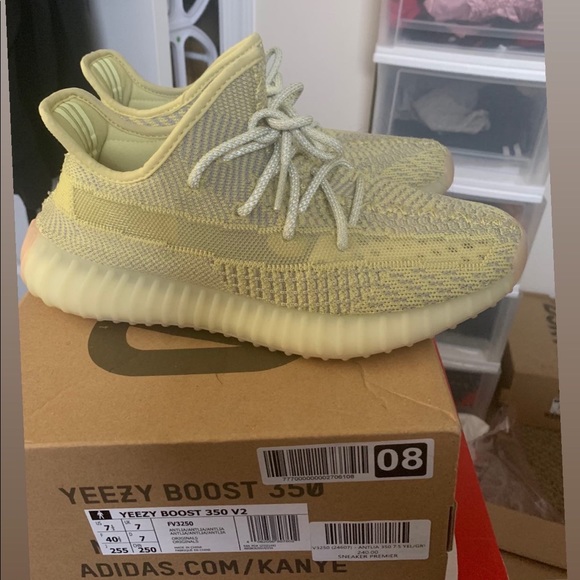 Sz 7.5M Yeezy 350 V2 ANTLIA (NON-REFLECTIVE)